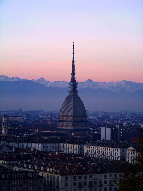 Casa Petrarca Bed and Breakfast Turin Exteriör bild